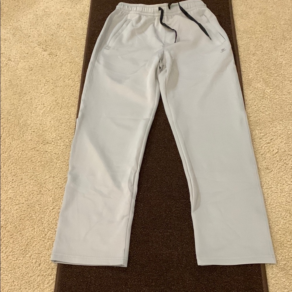 Gray Sweatpants with Elastic Waistband and Tapered Legs